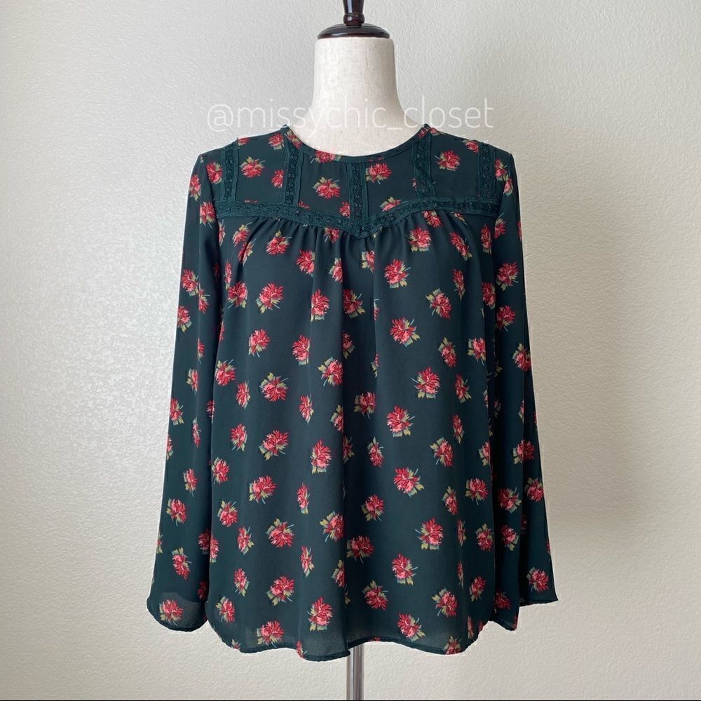 LOFT Green Floral Lace Long Sleeves Blouse Top, Size MP